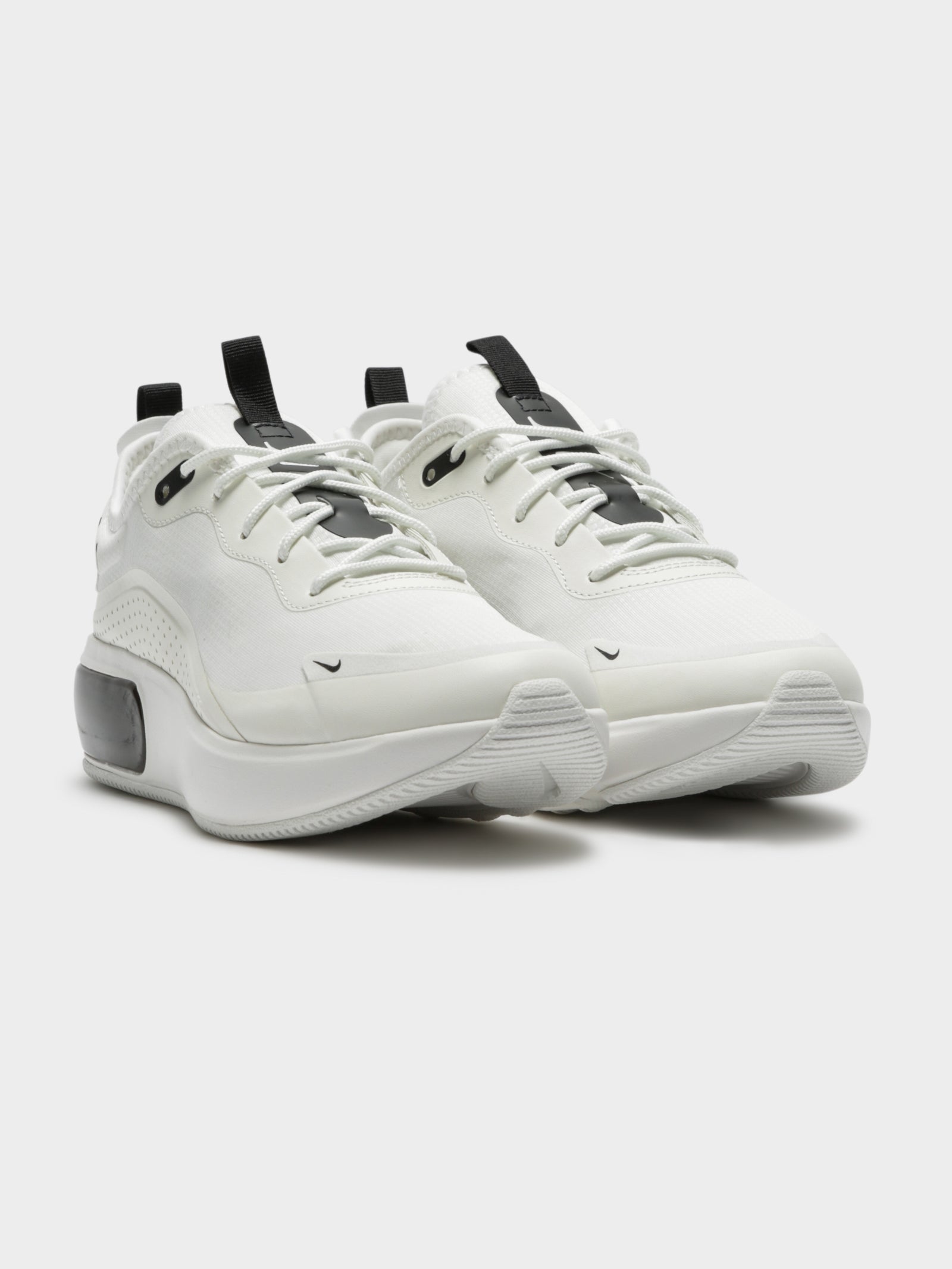 Womens Air Max Dia Sneakers in Summit White & Black