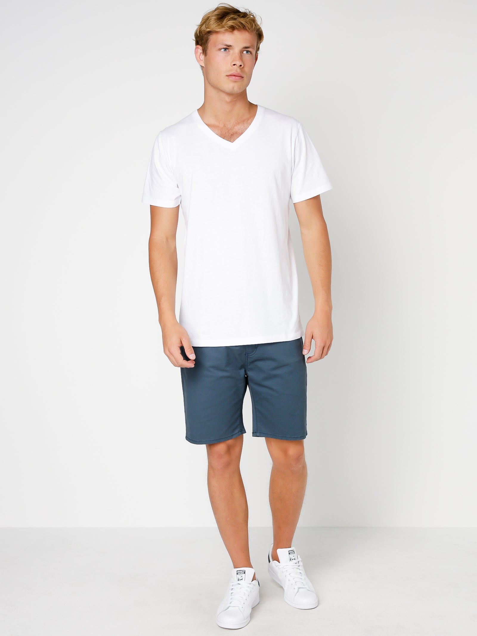 Article one Plain V-Neck T-Shirt in White White | Glue Store