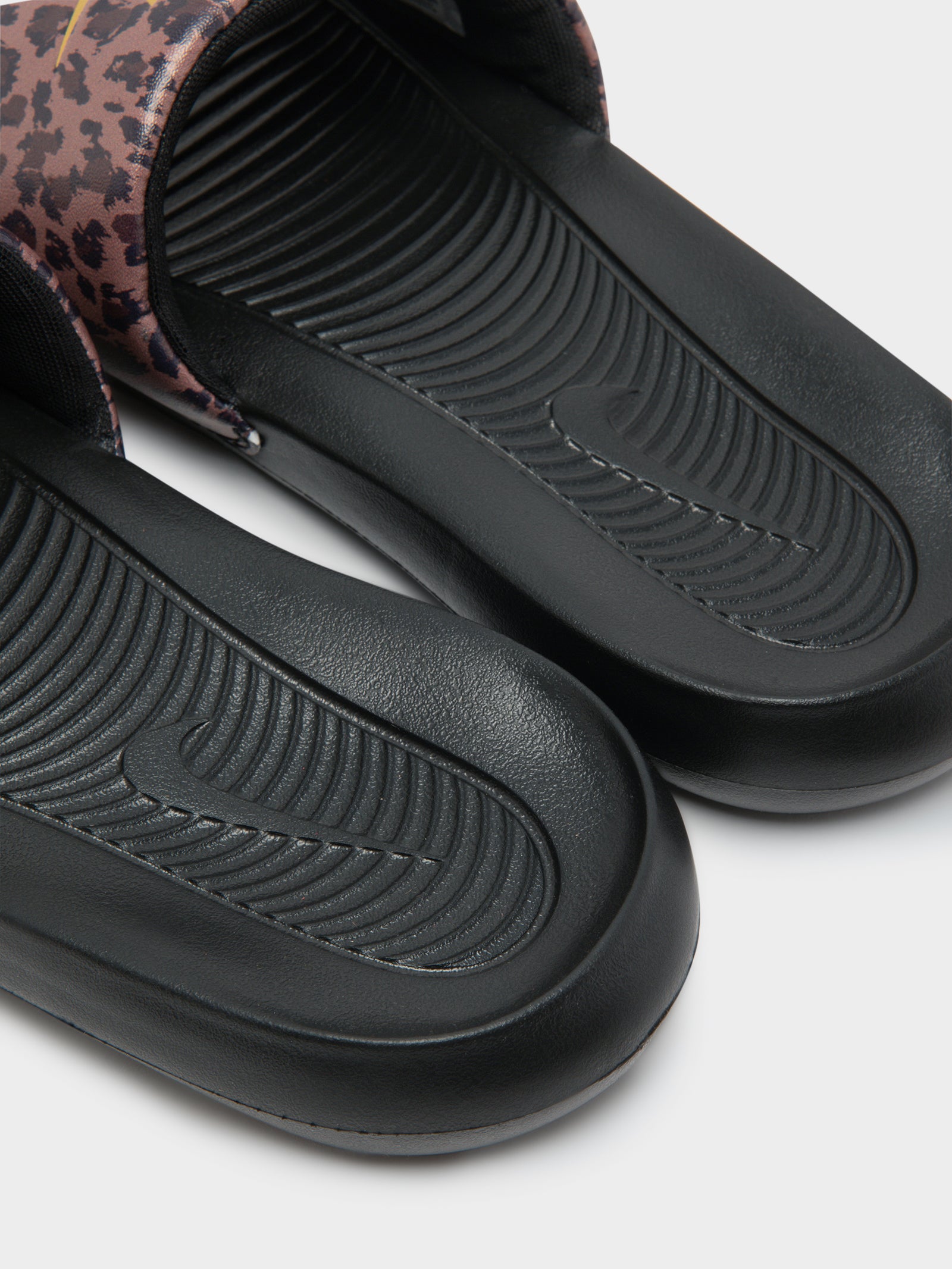 Womens Victori One Slides in Print