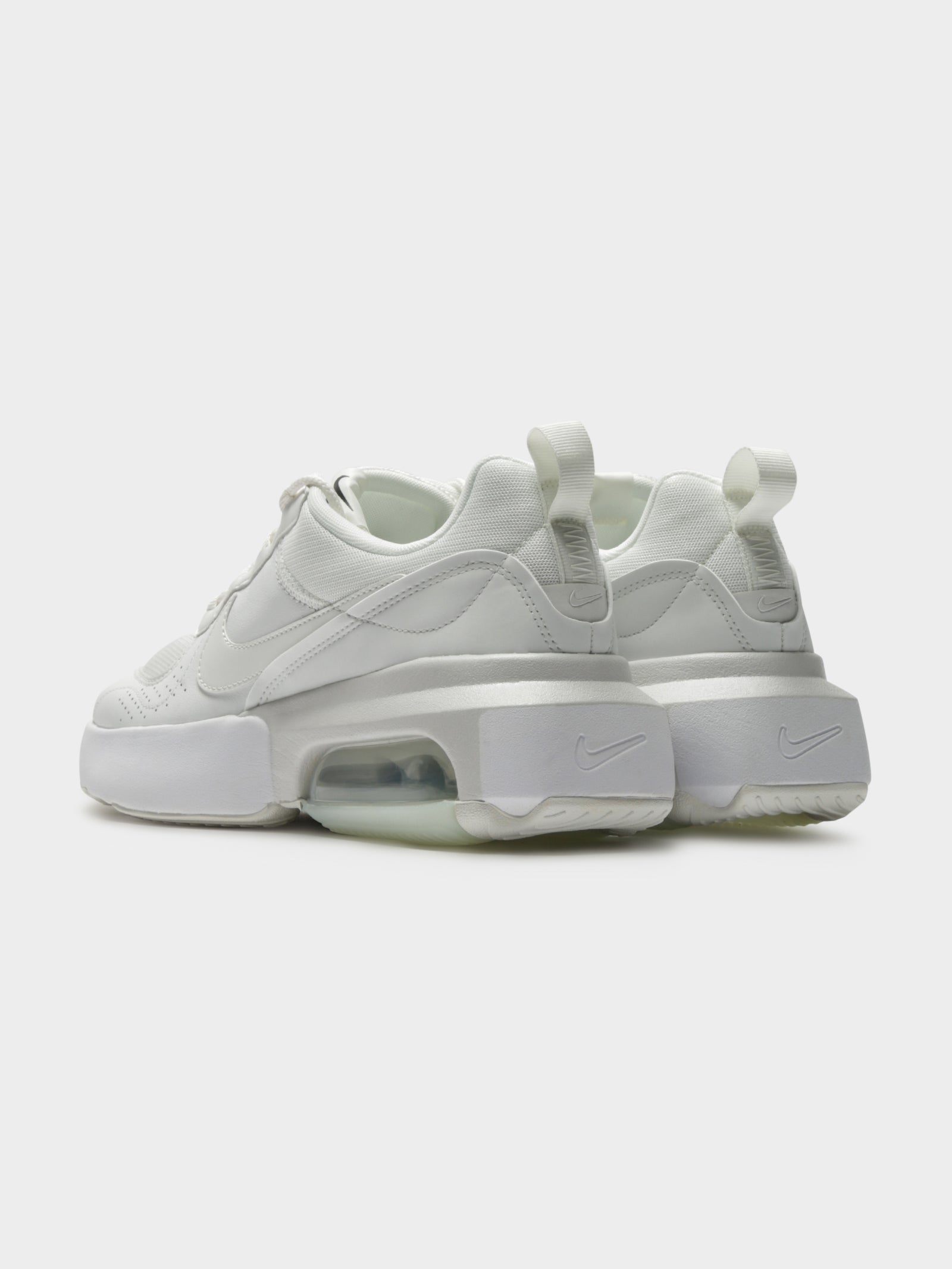 Womens Air Max Verona Sneakers in White