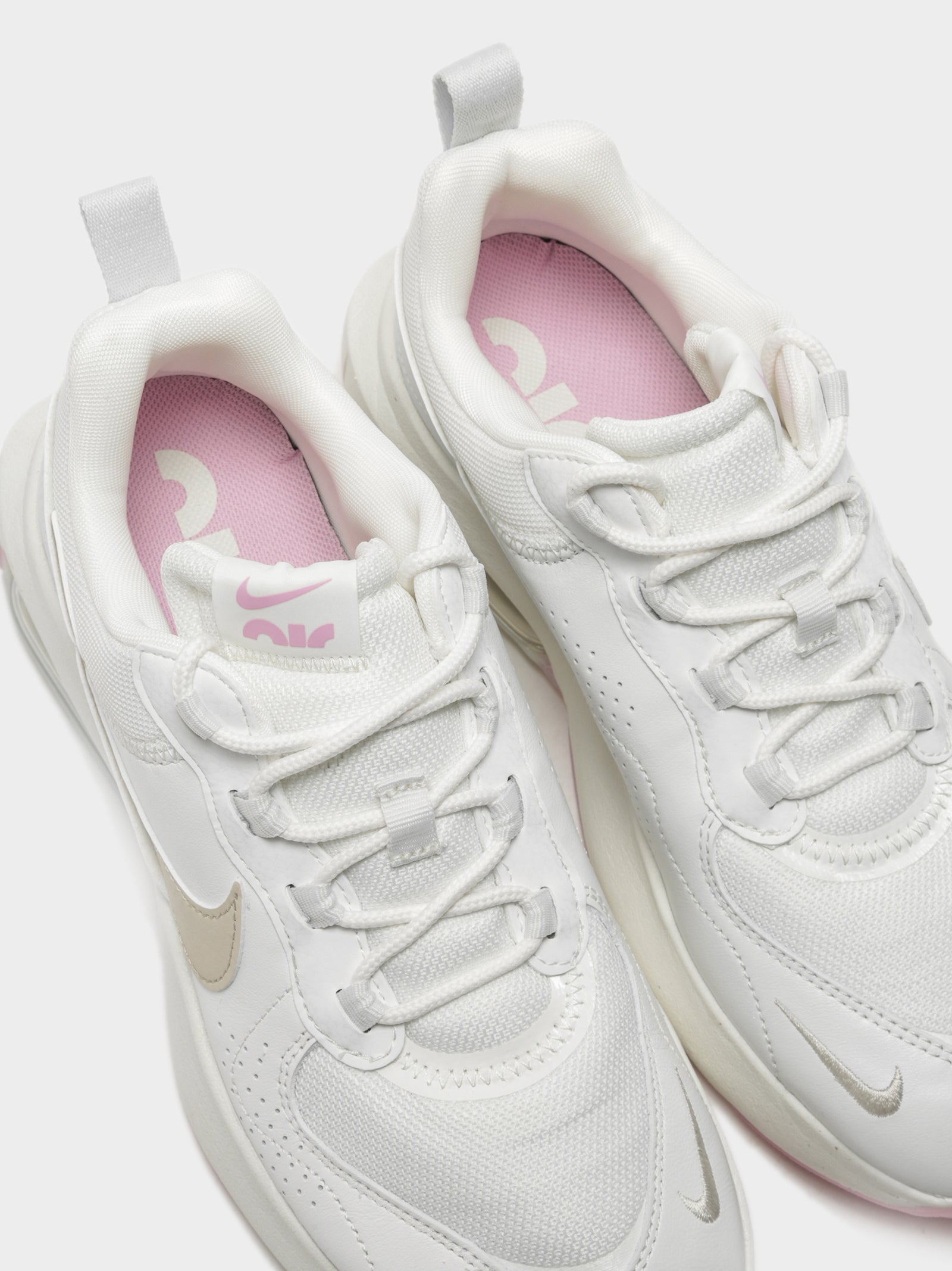 Air Max Verona Sneakers in Summit White