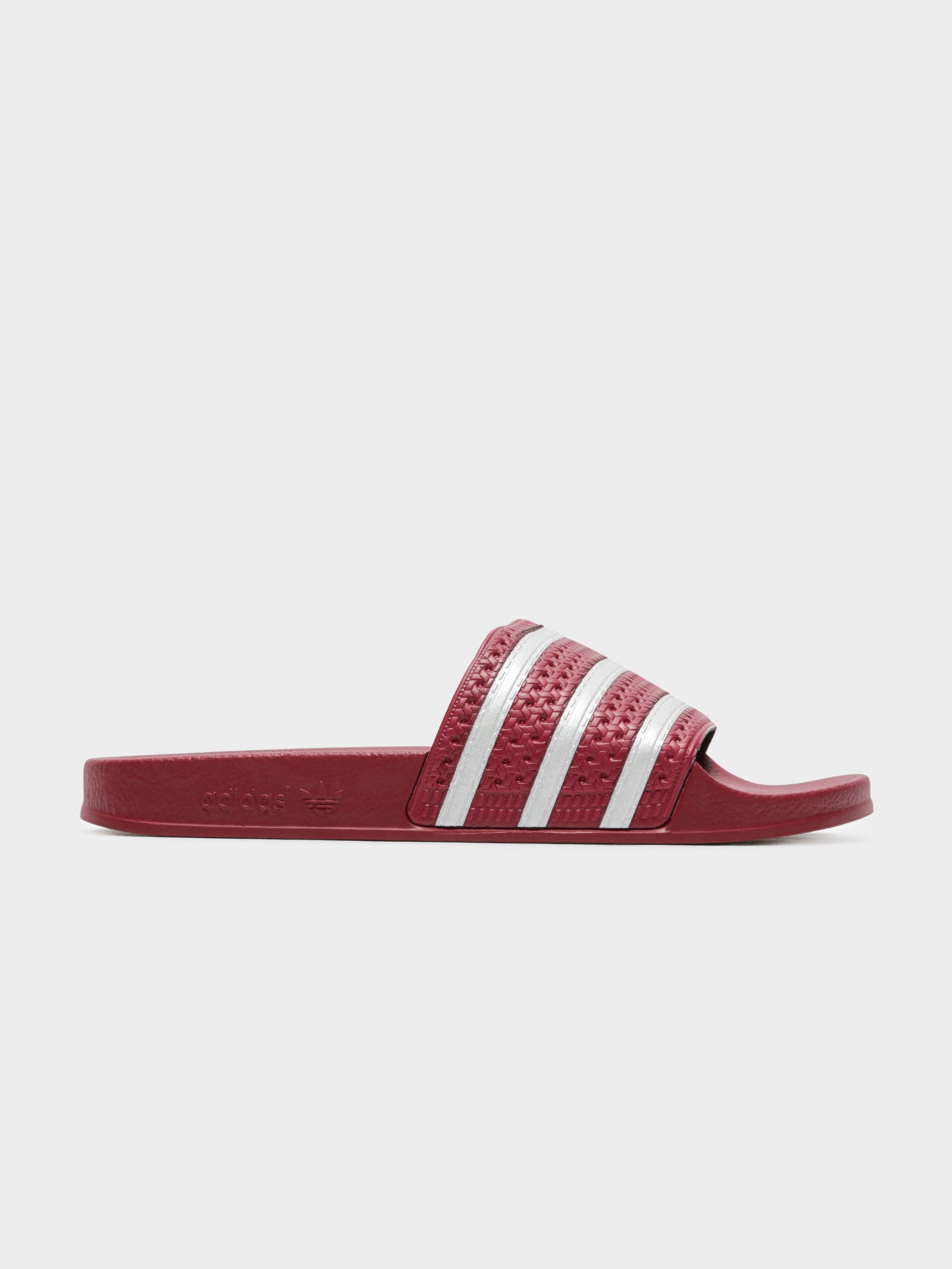 Glue on sale adidas slides