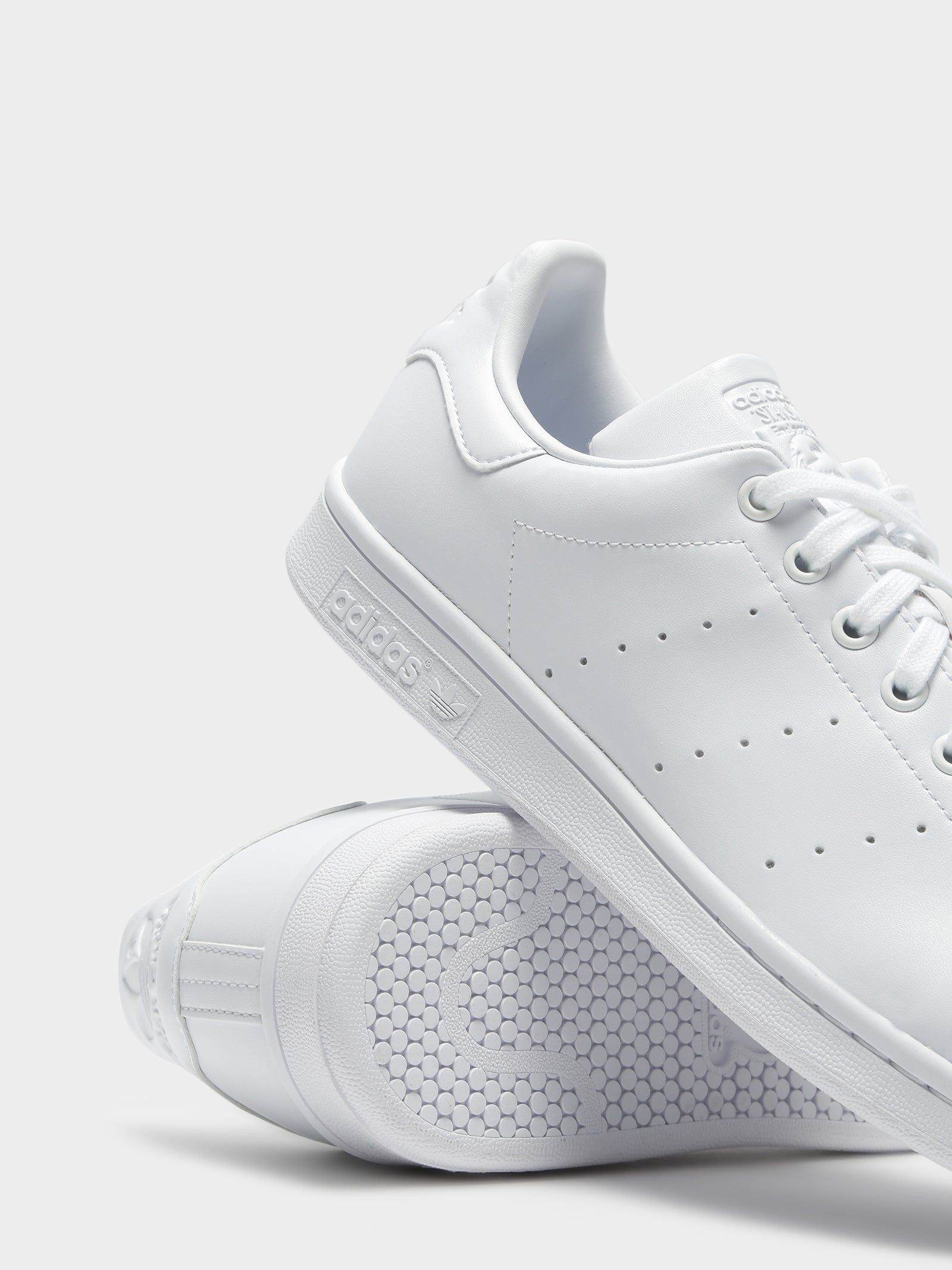 Unisex Stan Smith Sneakers in White