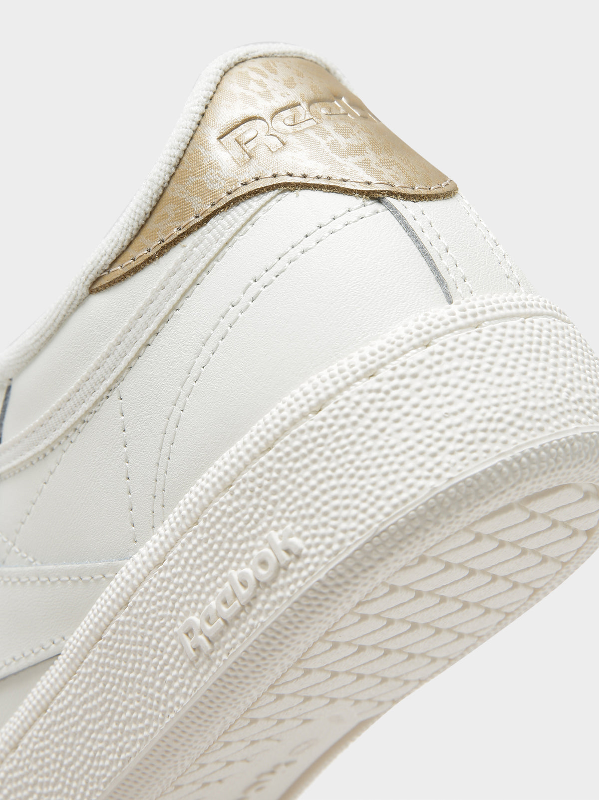 Reebok Womens Club C 85 Shoes in Chalk & Sahara | Beige/Gold