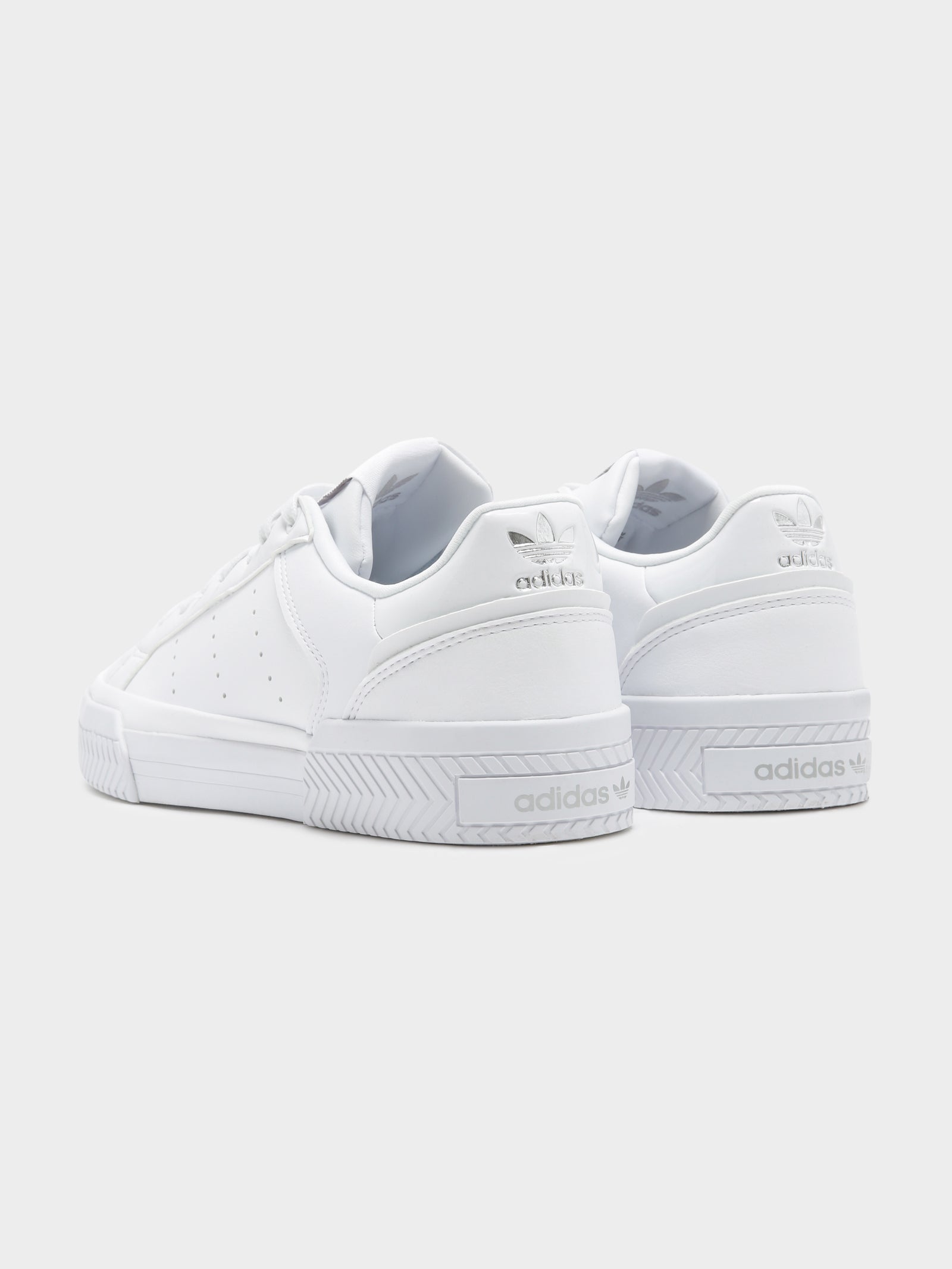 Womens Court Tourino Sneakers in White