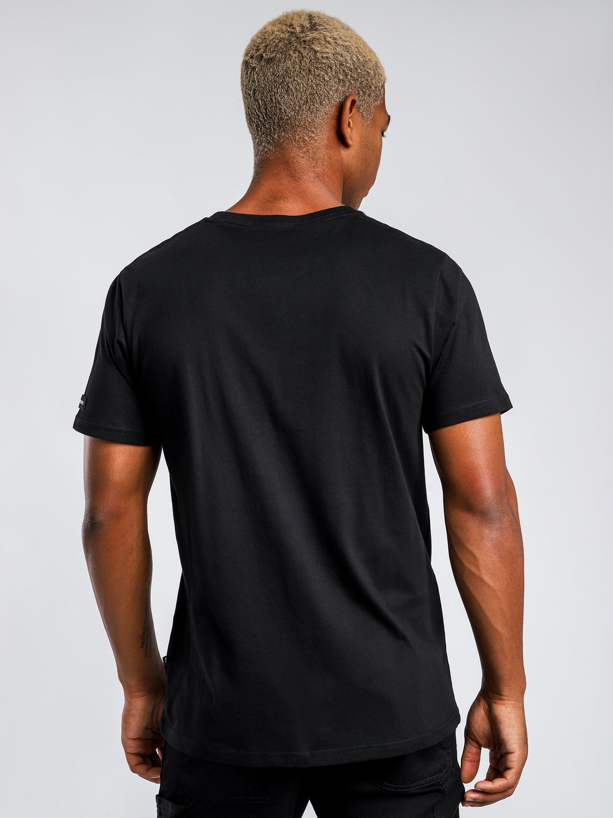 Henleys Regent Reflective Print T-Shirt in Black | Black