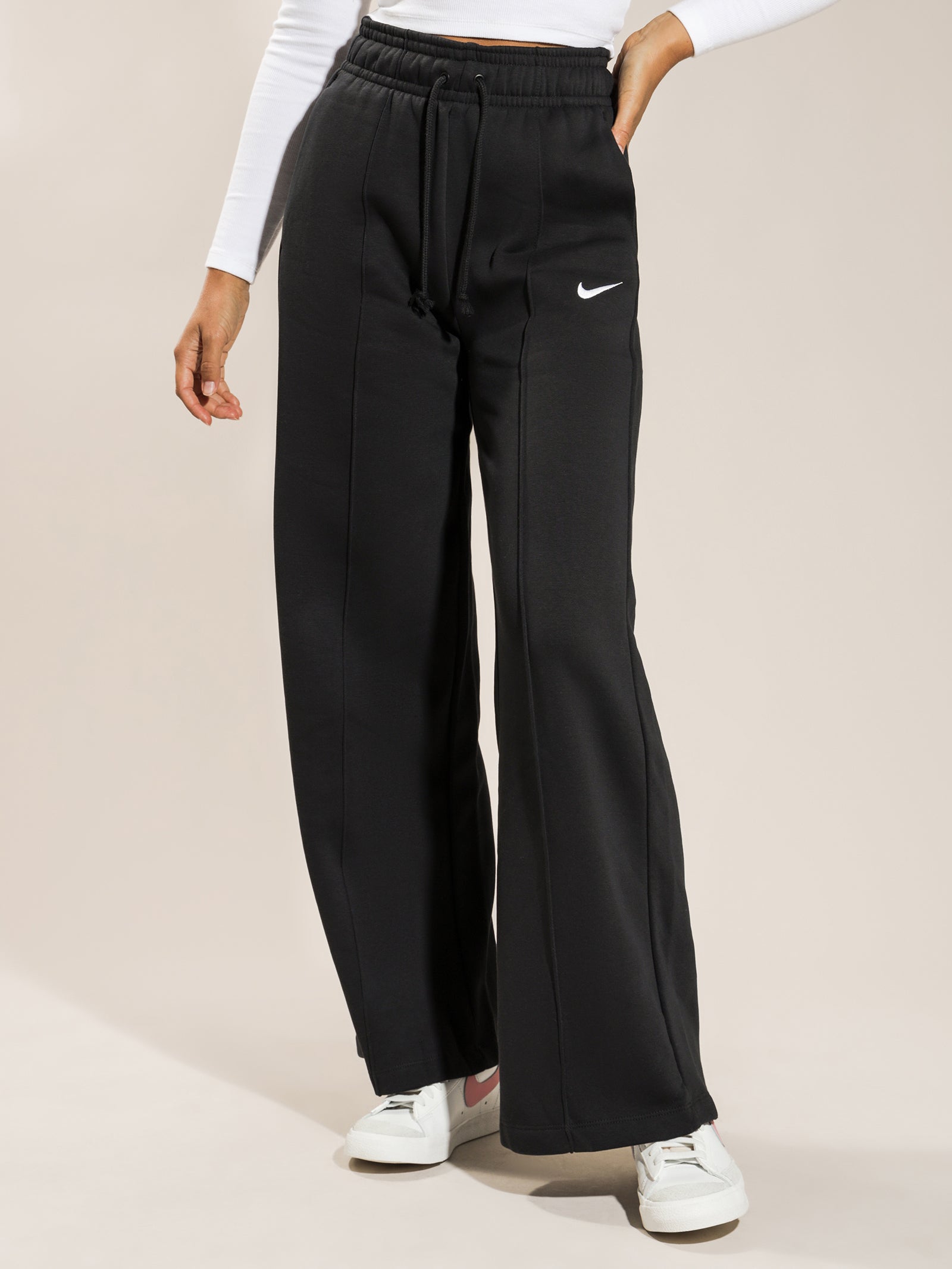 Oversized Flared Trackpants in Black