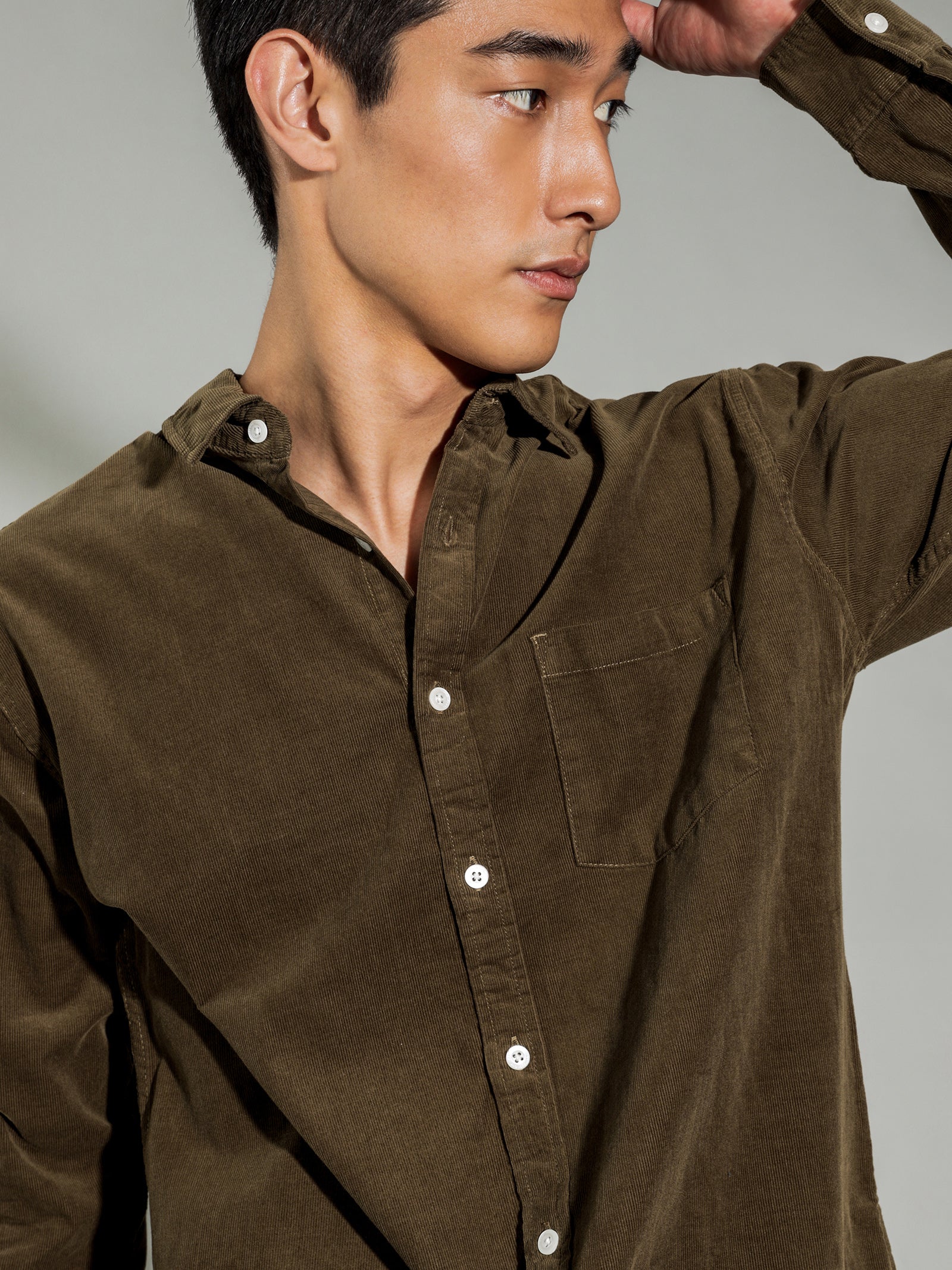 Miguel Corduroy Long Sleeve Shirt in Fern Green