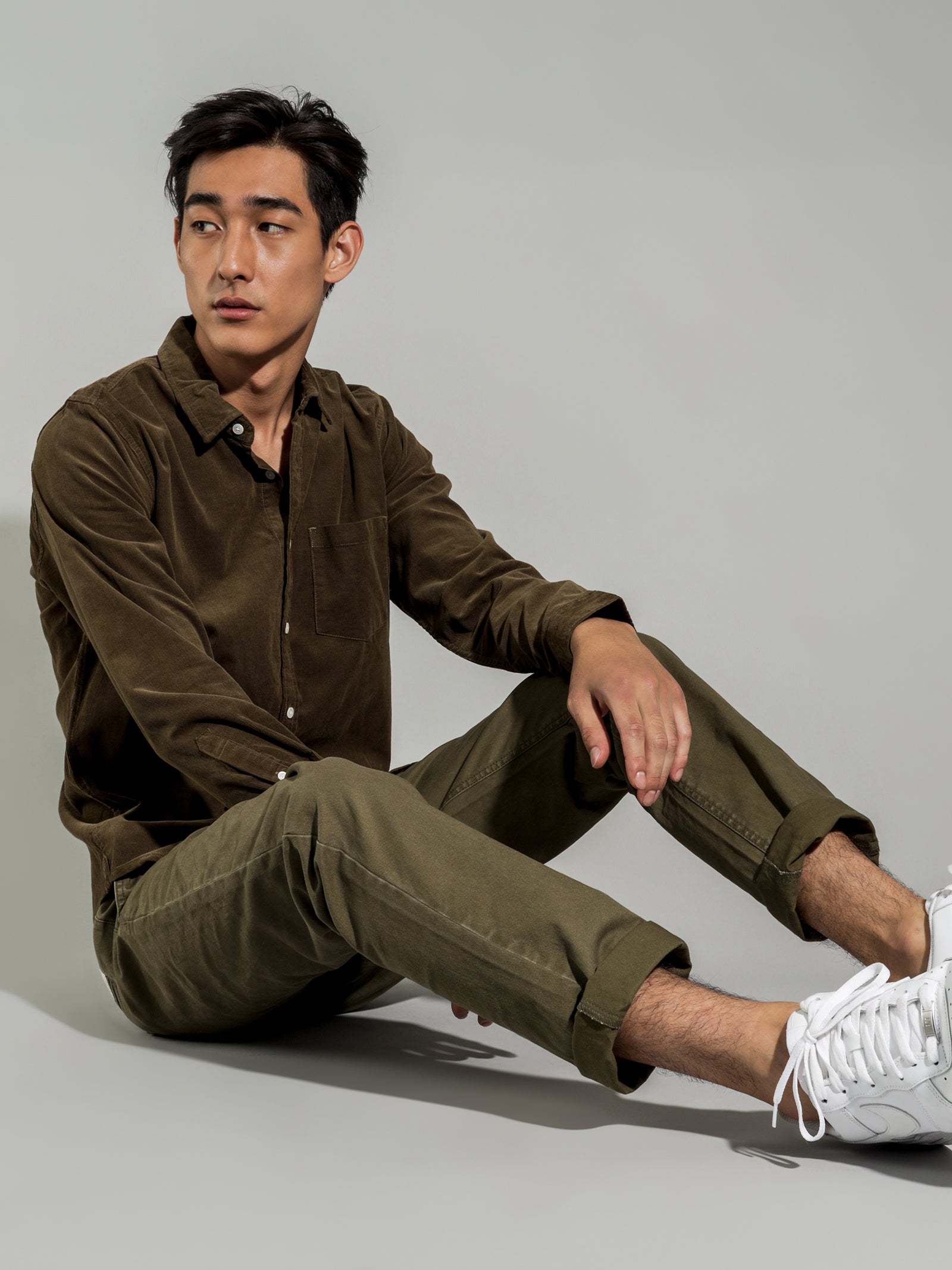 Miguel Corduroy Long Sleeve Shirt in Fern Green