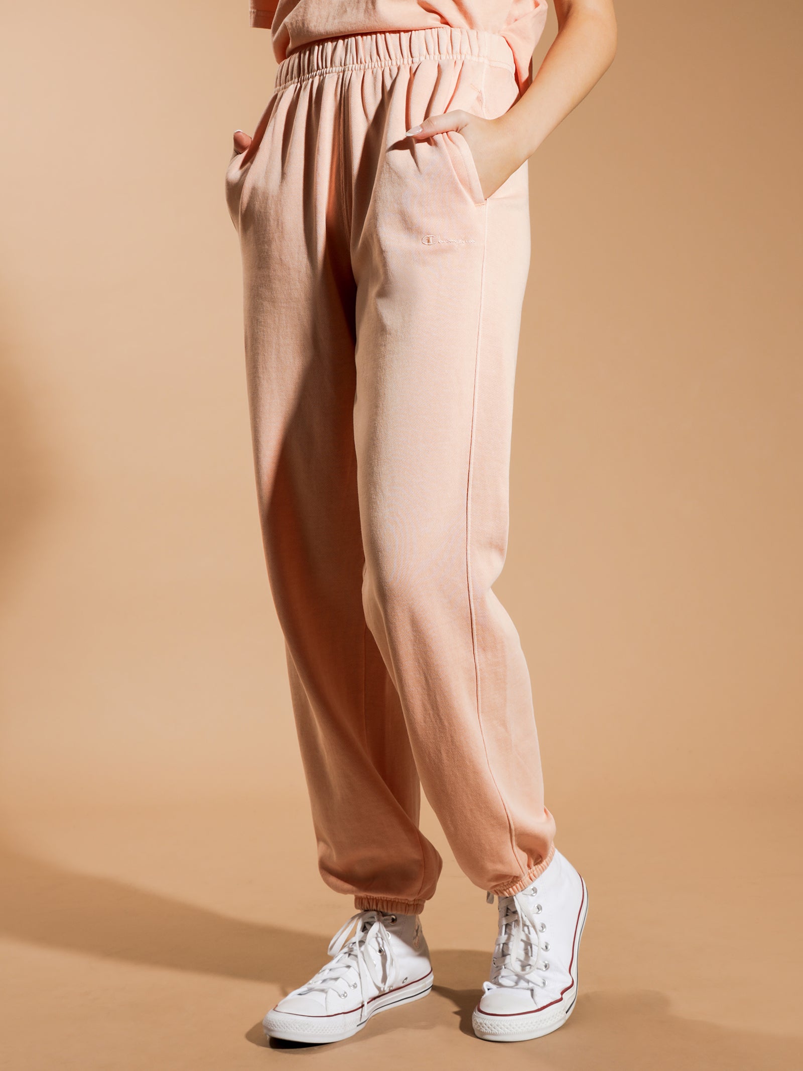 Vintage Dyed Boyfriend Jogger in Peach