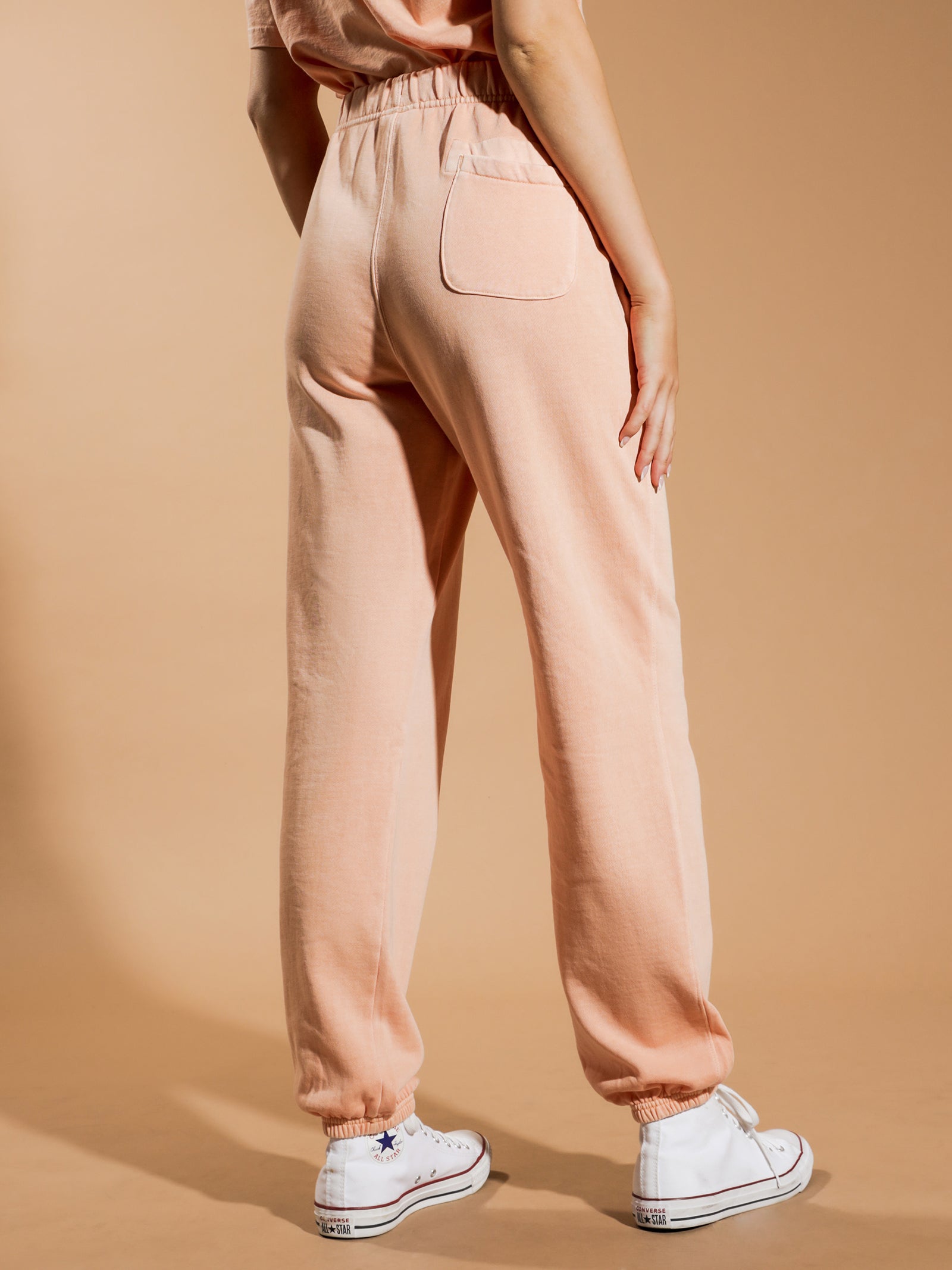 Vintage Dyed Boyfriend Jogger in Peach