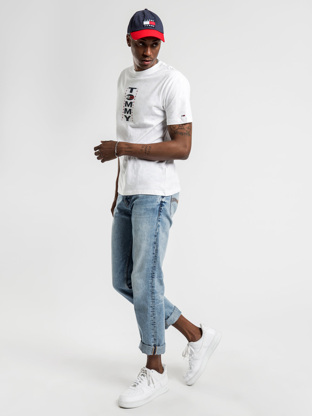 Tommy Hilfiger Vertical Back Logo T-Shirt in White | White