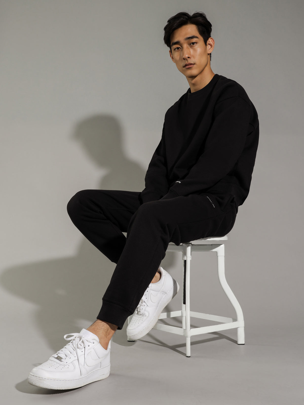 Article One Classic Track Pants in Black | Black