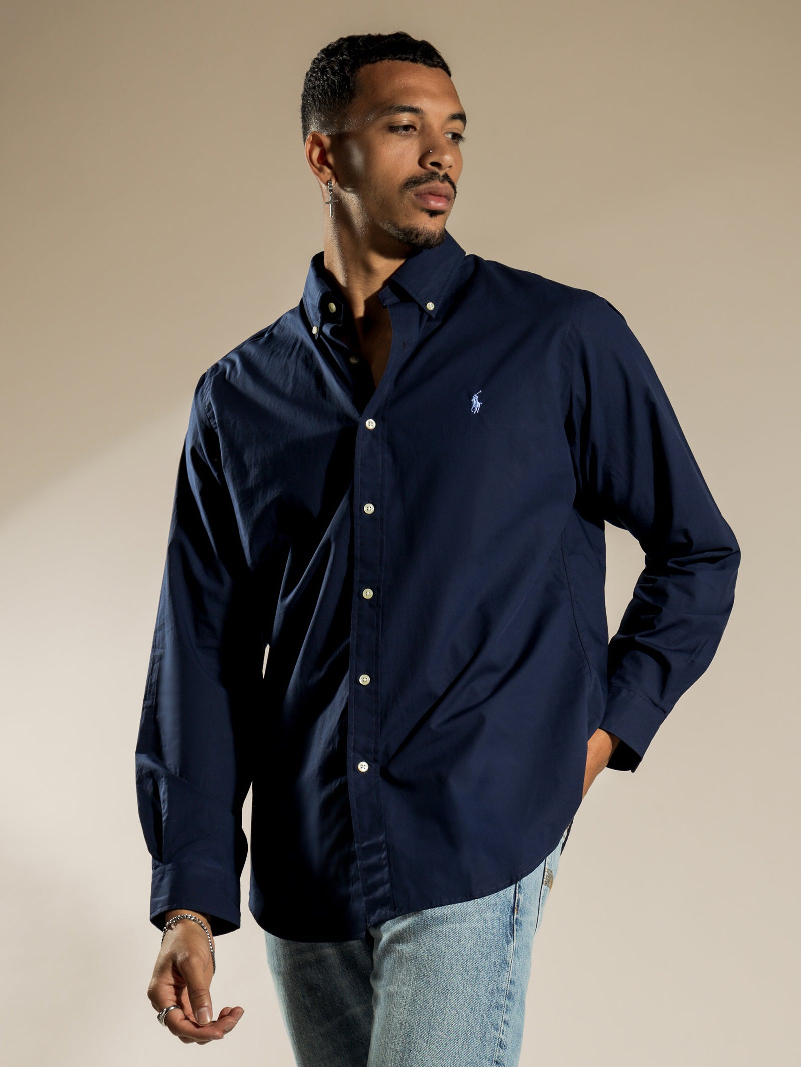 Comfort Fit Natural Stretch Poplin Shirt in Navy