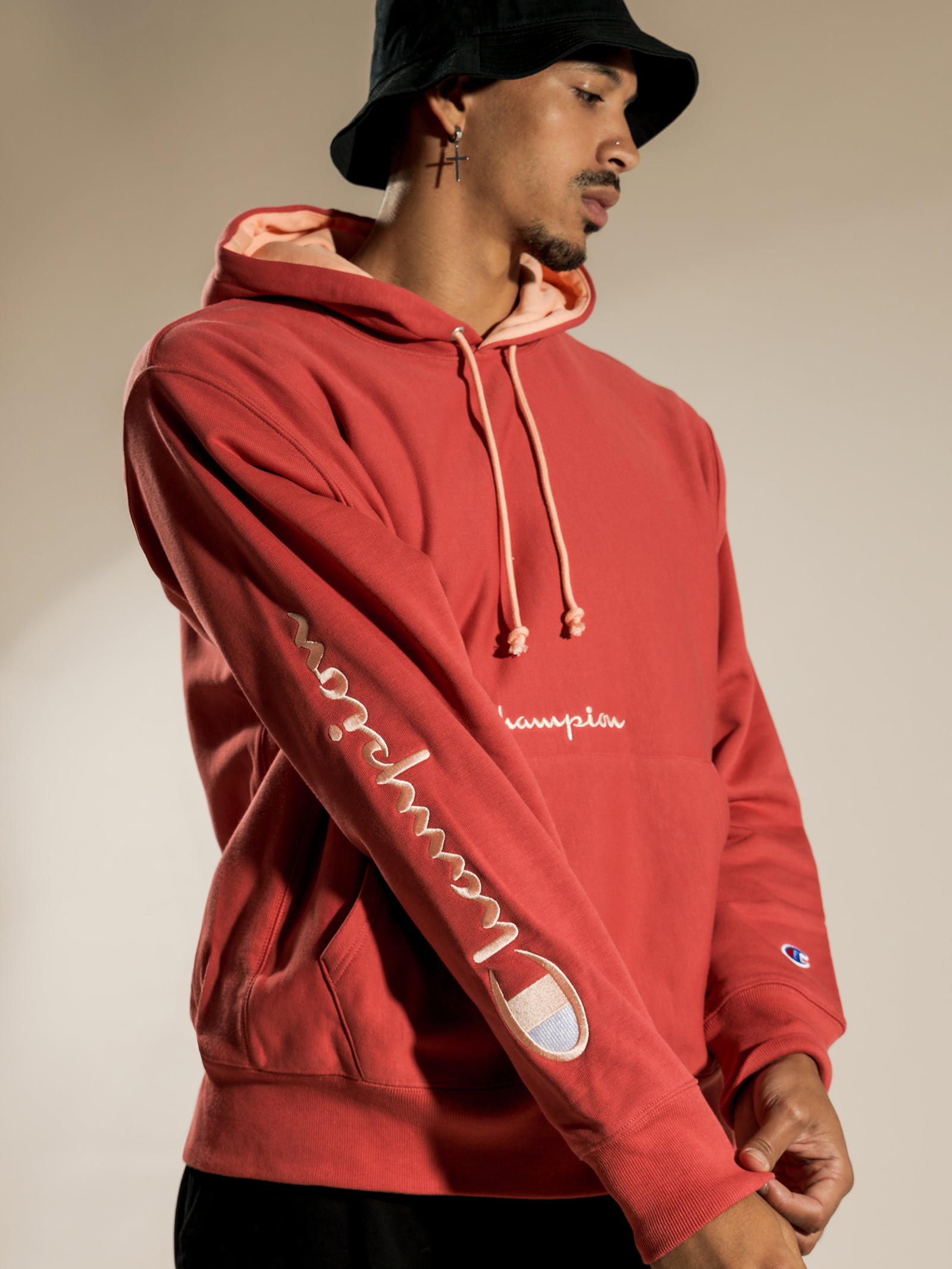 Reverse Weave French Terry Script Hoodie in Picante Pink