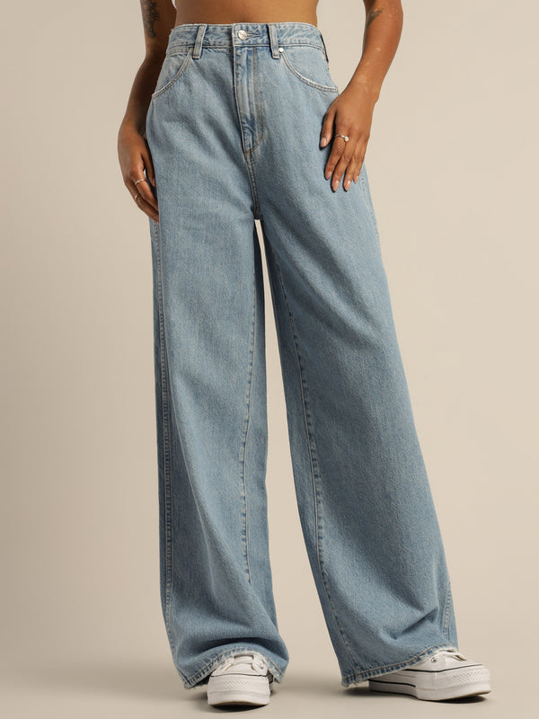 Farrah Jeans in Aurora Blue - Glue Store