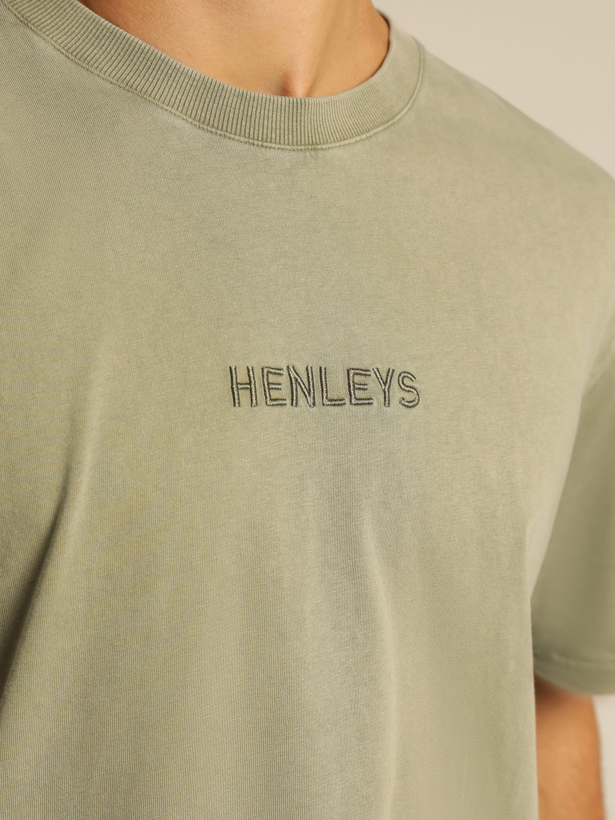 Henleys Formation Acid T-Shirt in Acid Moss Green | Moss Acid