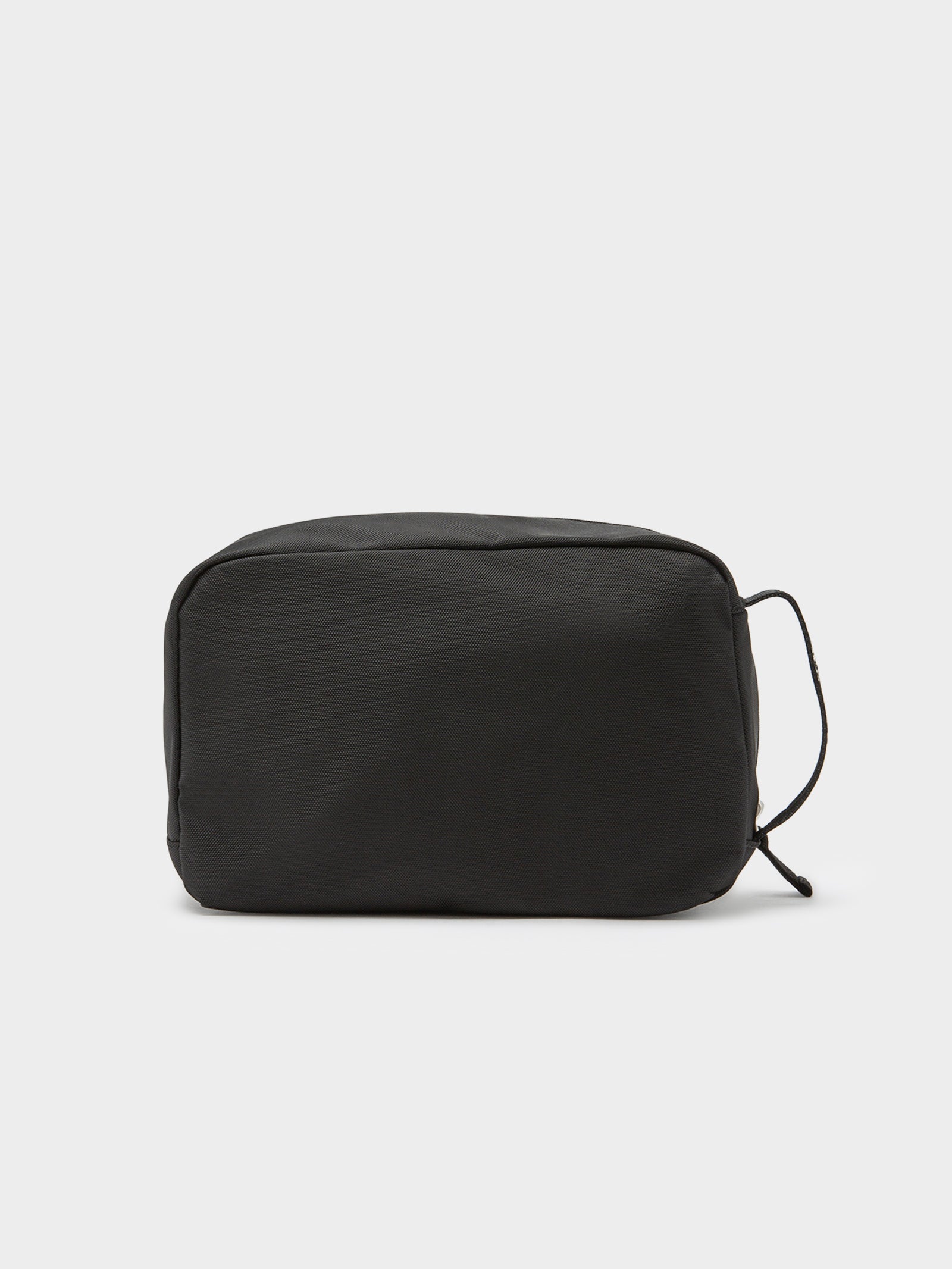 Tommy hilfiger Essential Nylon Washbag in Black Black | Glue Store