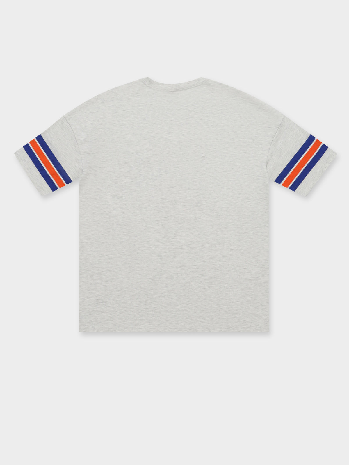 Mitchell & Ness New York Knicks Logo T-Shirt in Silver | Silver