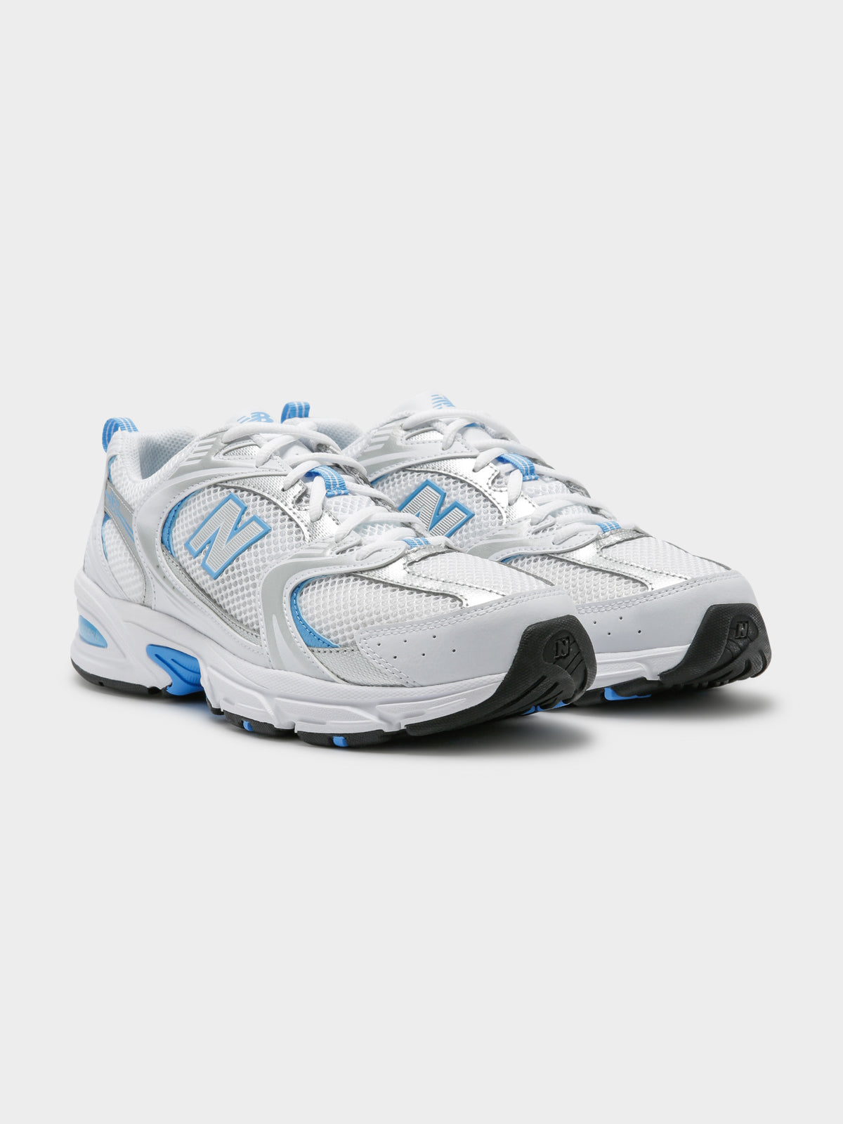 New Balance Unisex 530 Sneakers in White & Blue | White/Blue