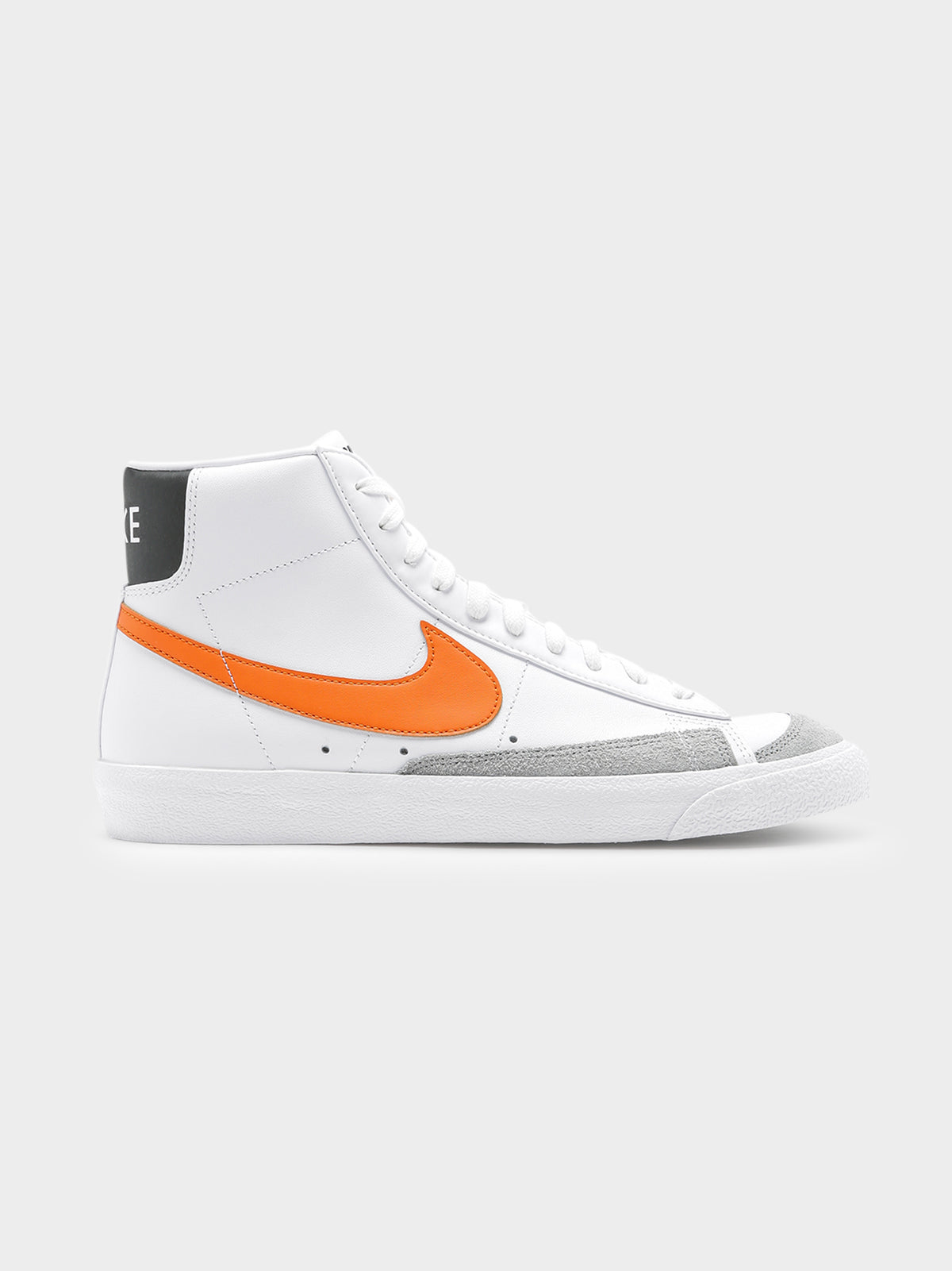 Nike Mens Blazer Mid 77' Sneakers in White & Orange | White/Orange