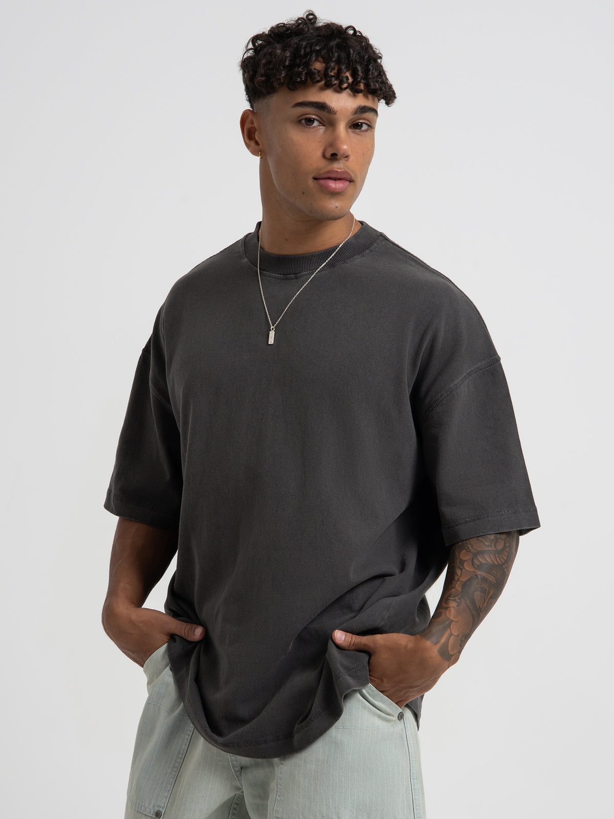 Weekend Cartel Cartel Classic T-Shirt in Washed Black | Washed Black