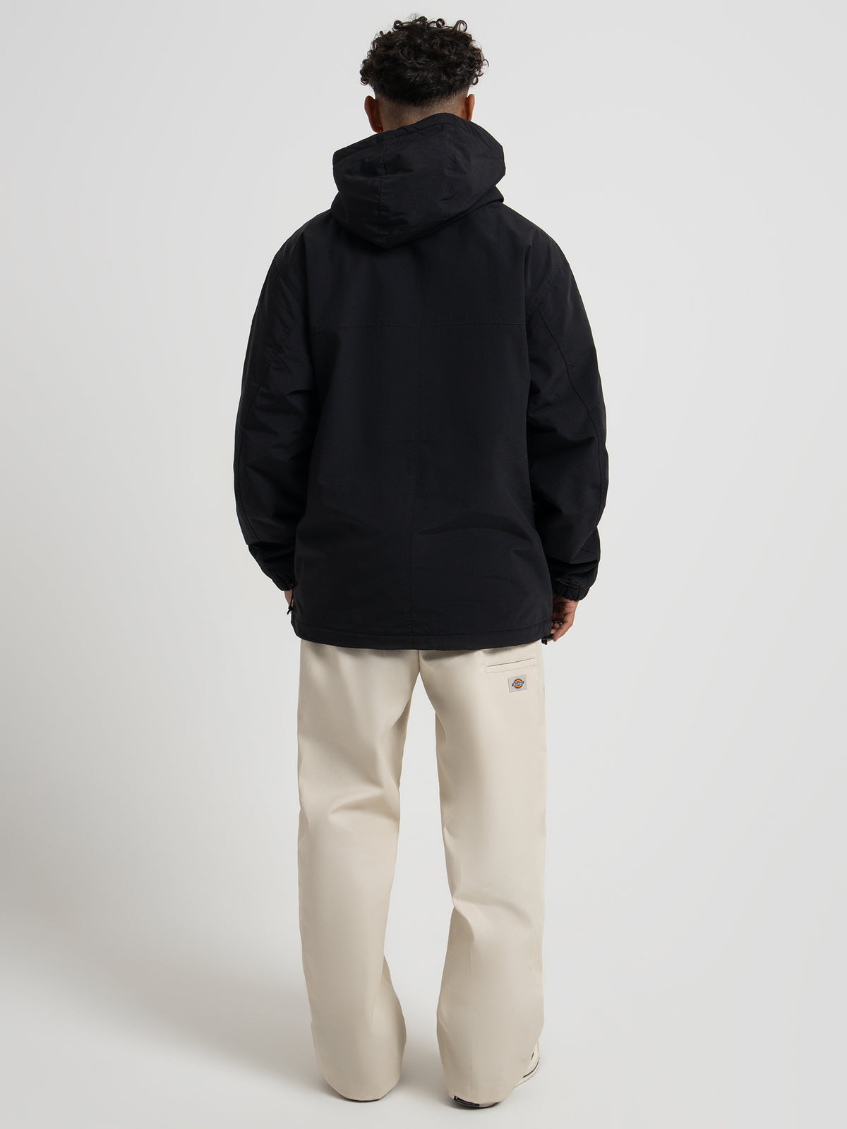 Carhartt Wip Windbreaker Pullover in Black & White | Black/White