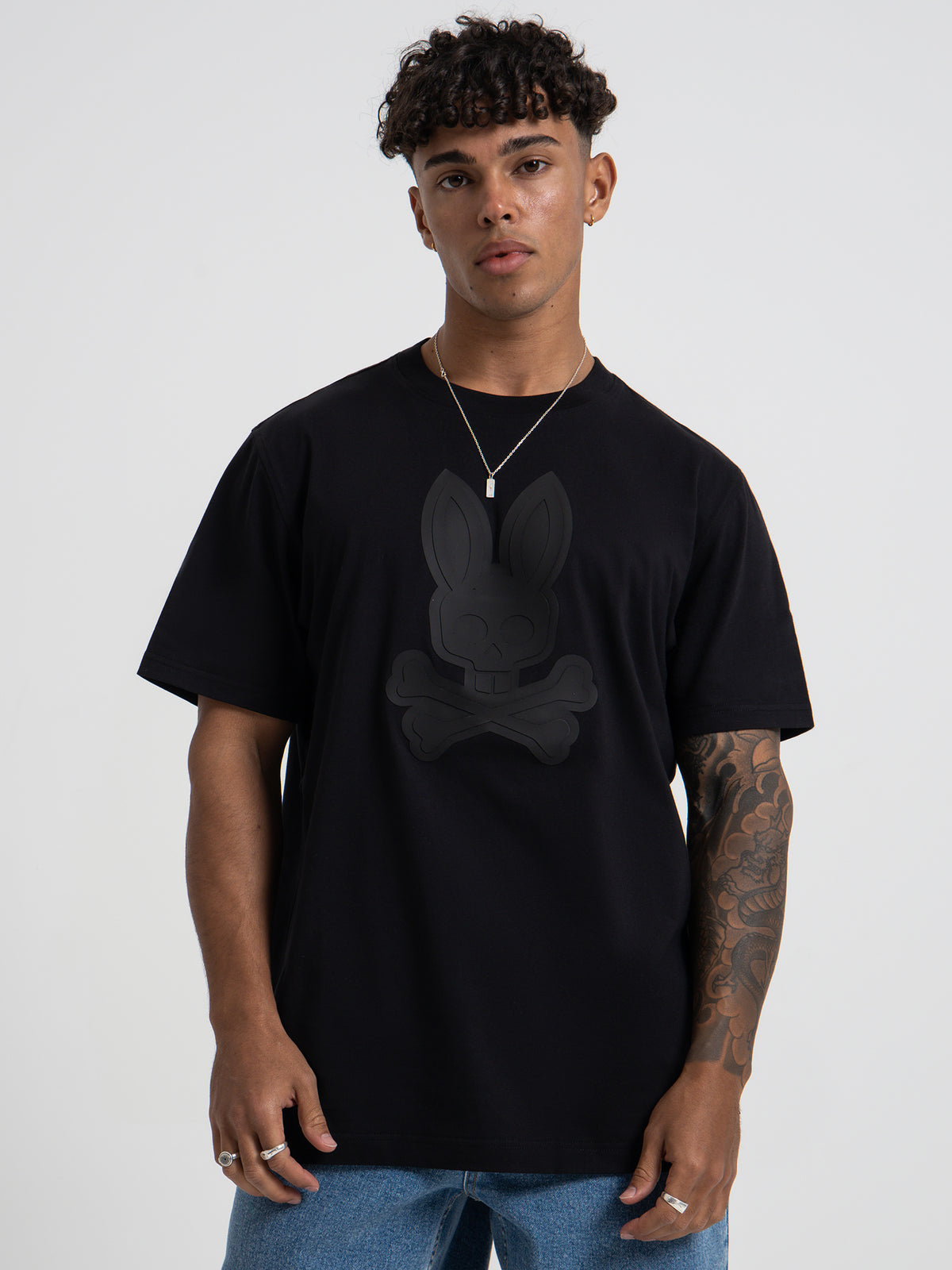 Psycho Bunny Inc Damon Graphic T-Shirt in Black | 001 Black