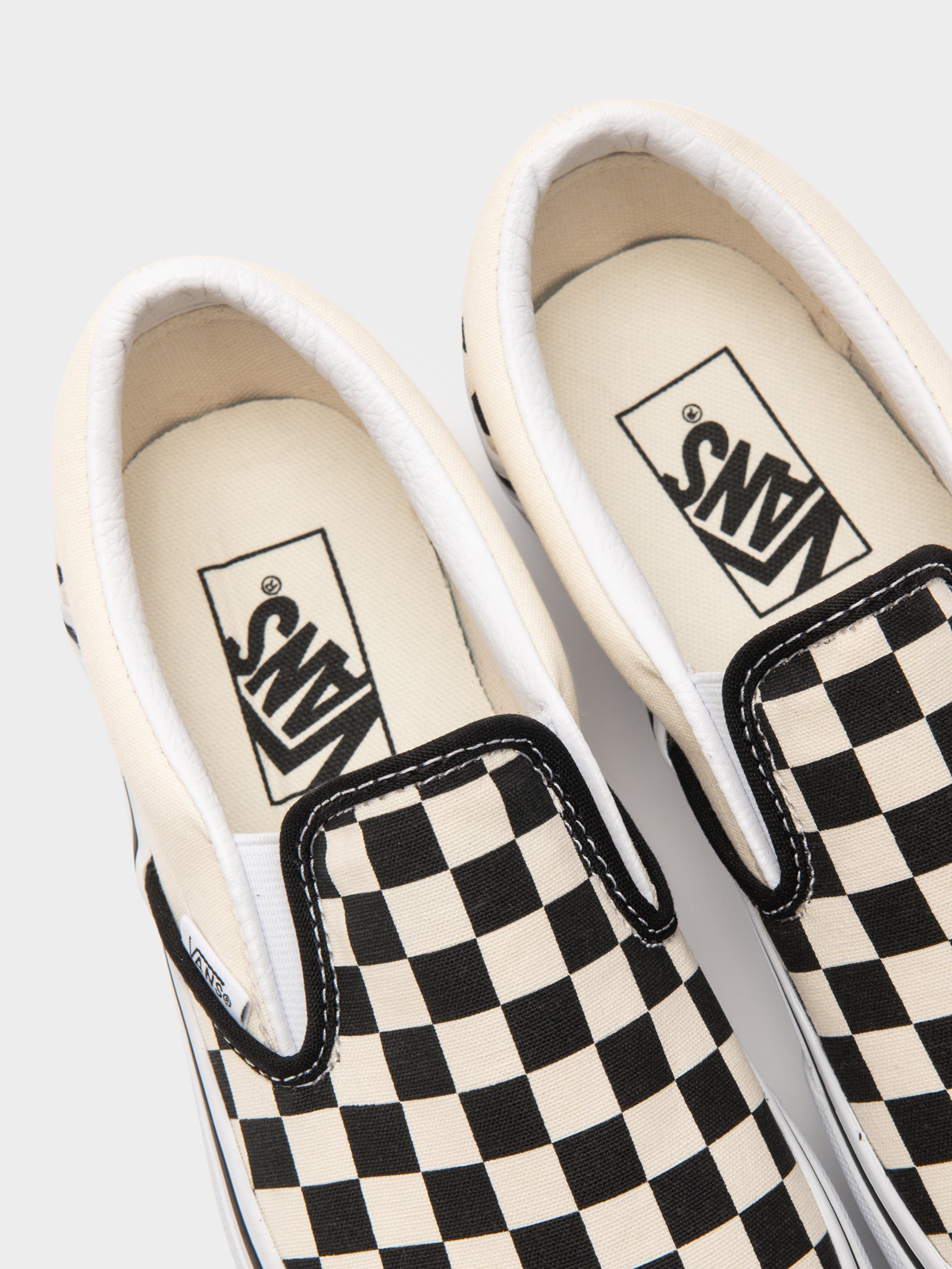 Checkerboard vans outlet slip on platform